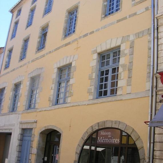 La « Maison aux cent fenêtres », photographiée par Sylvie Sagnes, 2020.